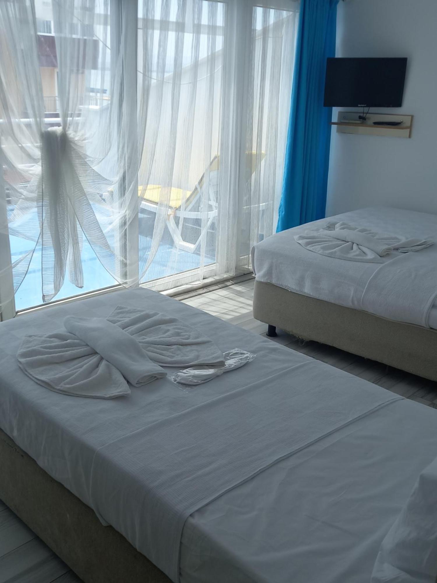 Paradise Hotel Akcay Едреміт Екстер'єр фото