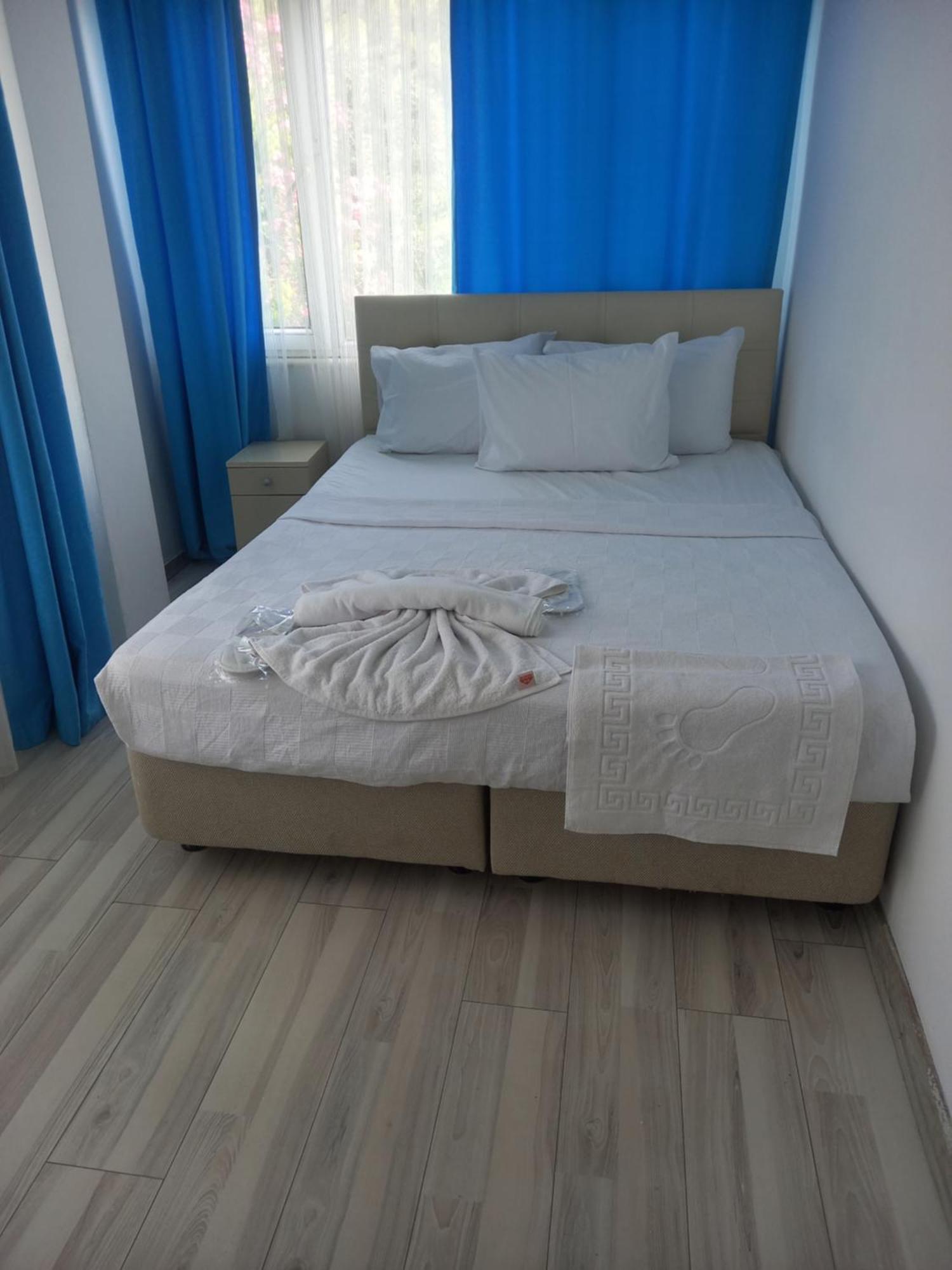 Paradise Hotel Akcay Едреміт Екстер'єр фото